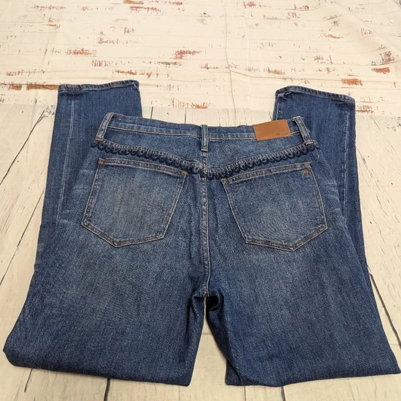 Madewell The High-Rise Slim Boy Jean with floral embroidery. - Picture 7 of 8